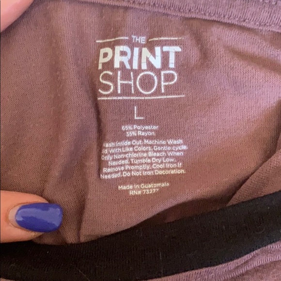 grafic tee - Picture 2 of 2